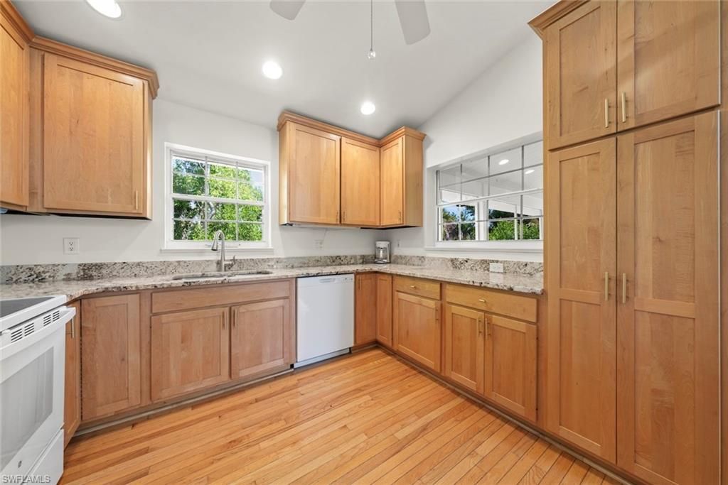 1846 Farm Trl, Sanibel, FL 33957 Photo