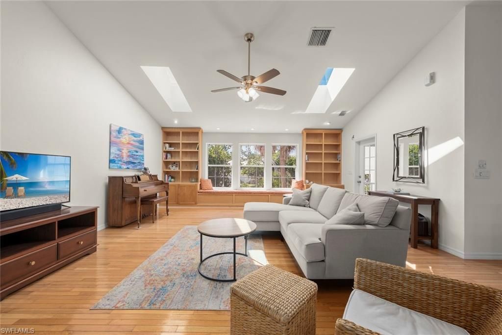 1846 Farm Trl, Sanibel, FL 33957 Photo