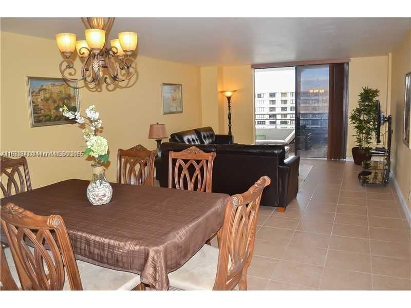 2500 Parkview Dr, Unit 1919, Hallandale Beach, FL 33009 Photo