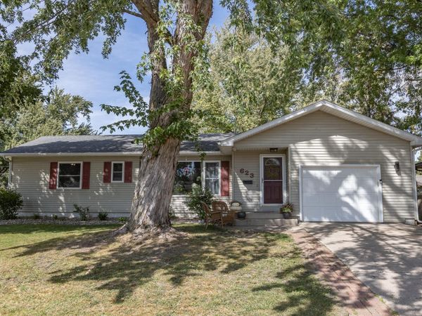 623 Washington Avenue, Fairmont, MN 56031