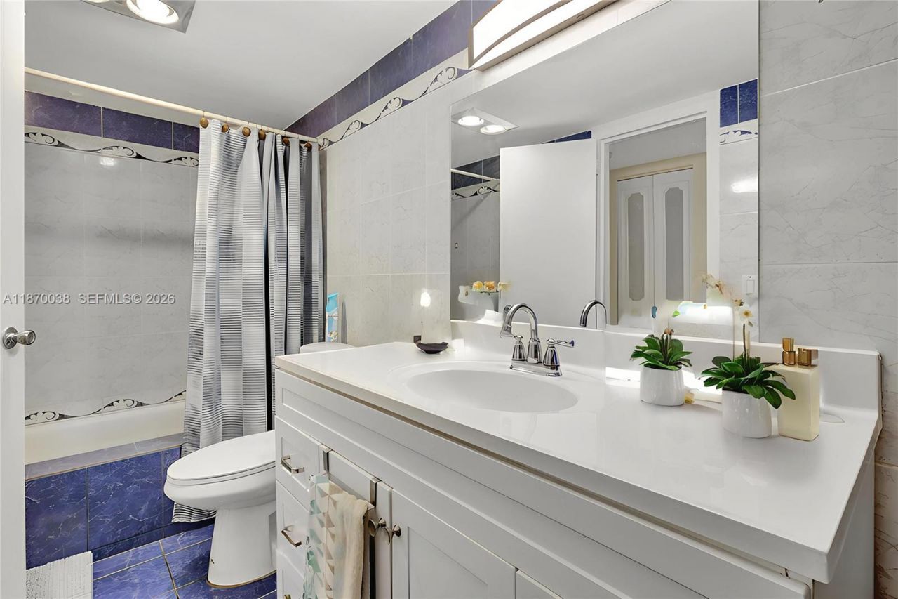 20100 W Country Club Dr, Unit 1003, Aventura, FL 33180 Photo