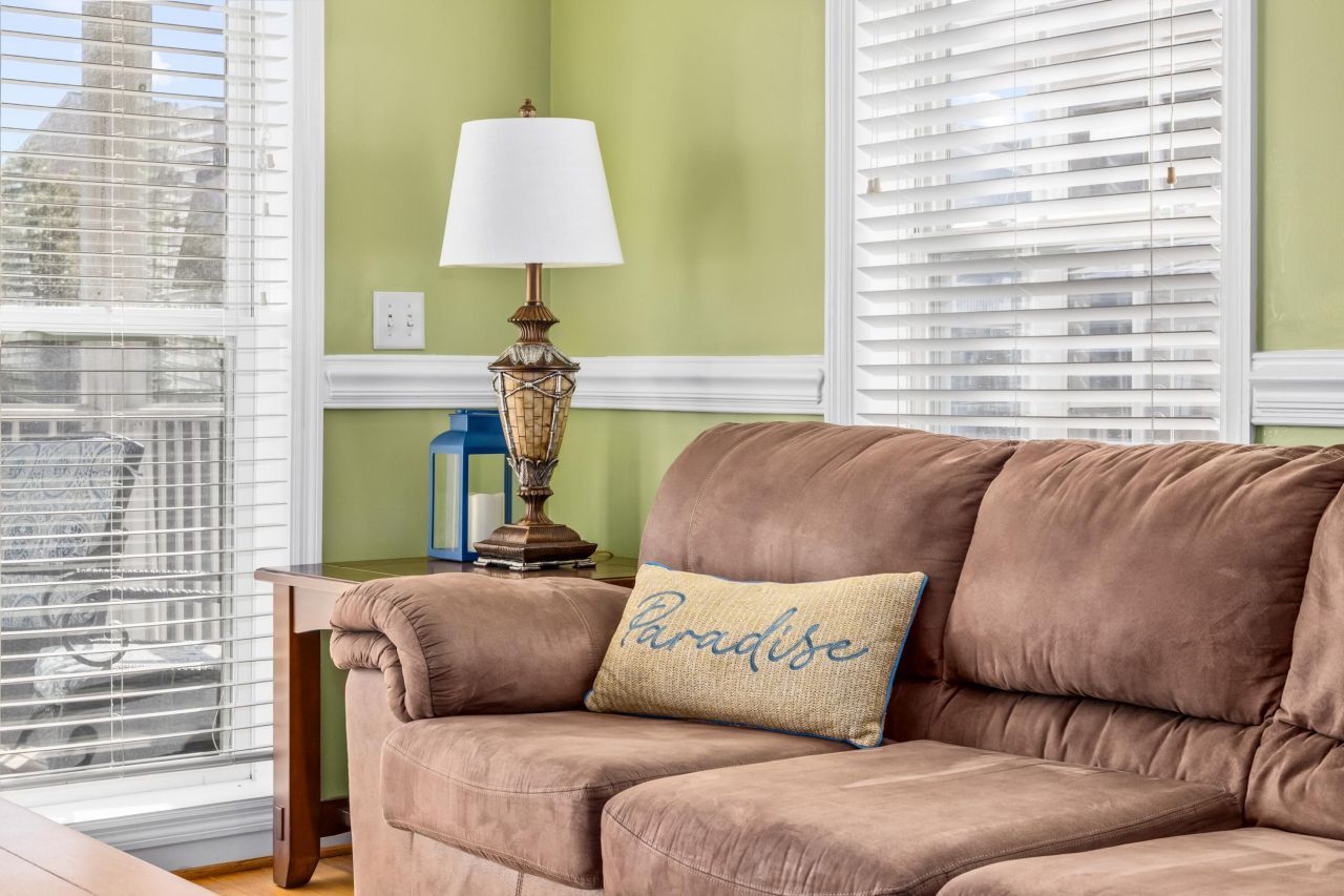 107 W 2nd Street Photo 22