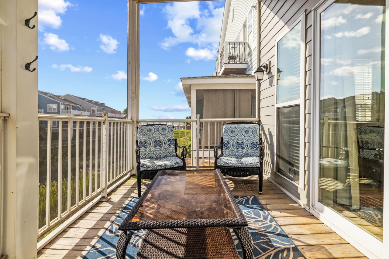 107 W 2nd Street Photo 30