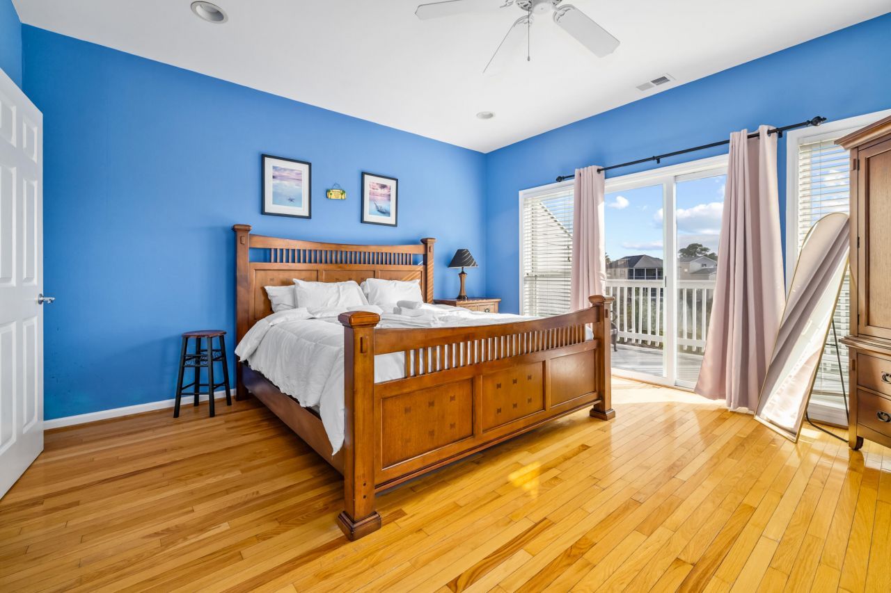 107 W 2nd Street Photo 34