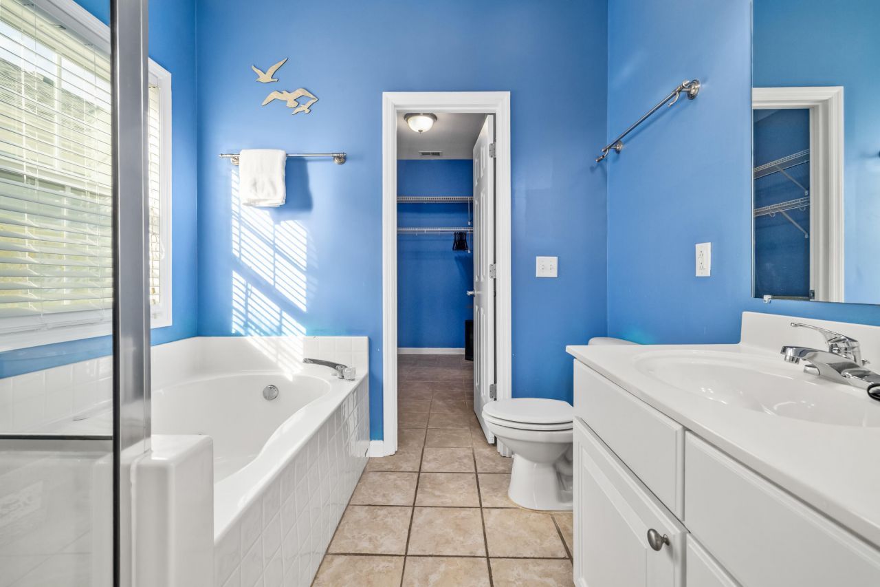 107 W 2nd Street Photo 43