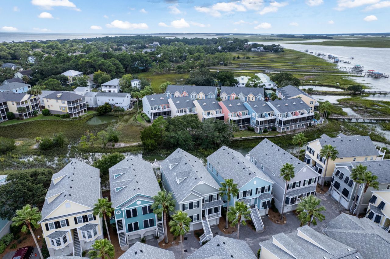 107 W 2nd Street Photo 57