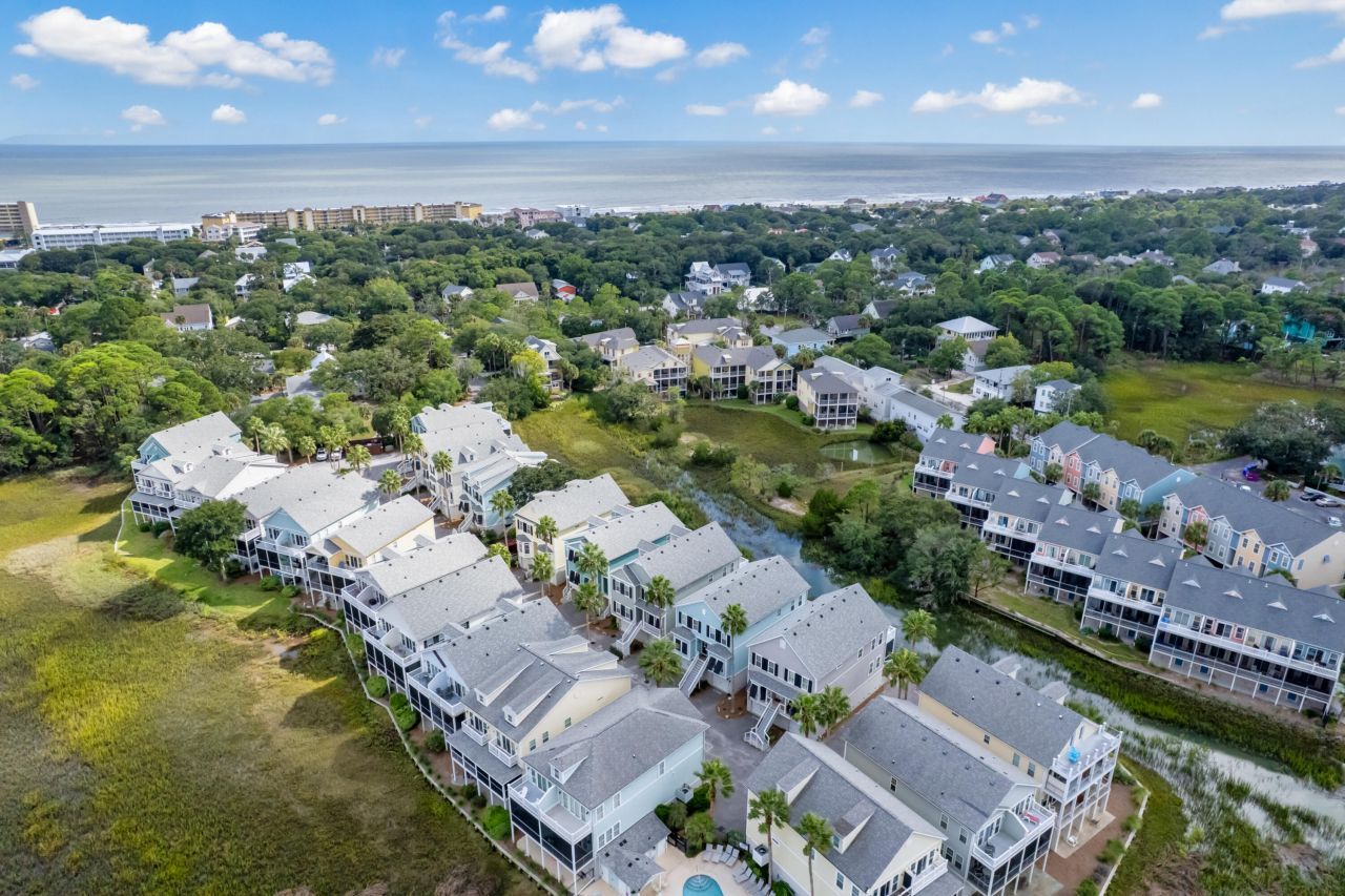 107 W 2nd Street Photo 64