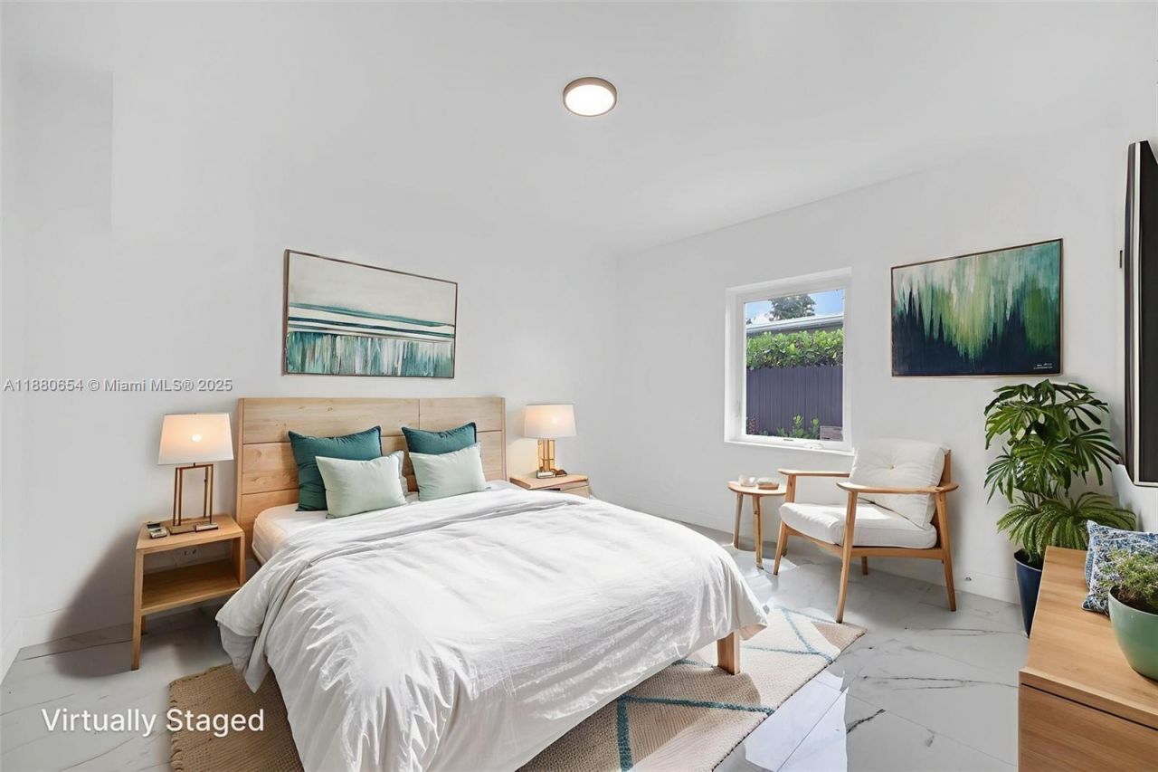 11011 NE 9th Ct, Biscayne Park, FL 33161 Photo