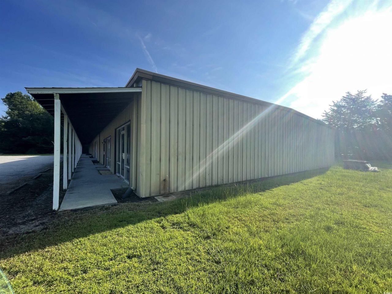 1660-1666 Highway 701 North  Photo 4