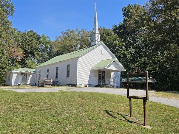 3172 Oak Grove Church Road, Smiths Grove, KY 42171