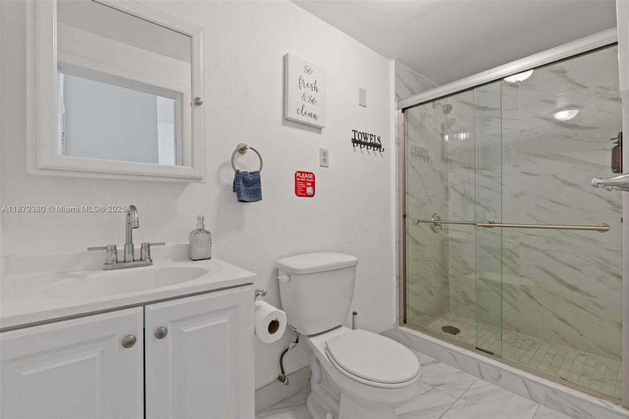 2453 SW 17th St, Unit 2453, Miami, FL 33145 Photo