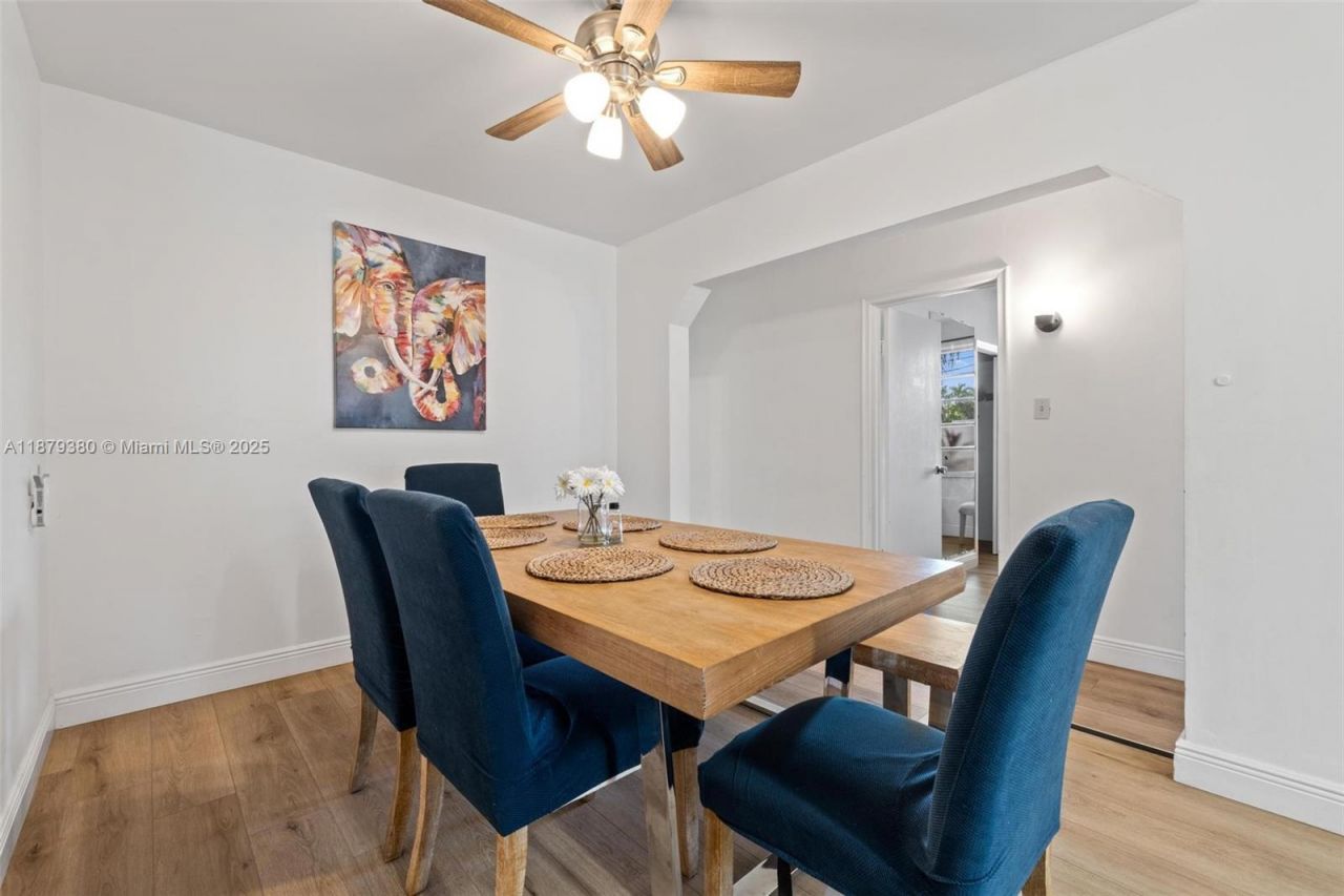 2453 SW 17th St, Unit 2453, Miami, FL 33145 Photo