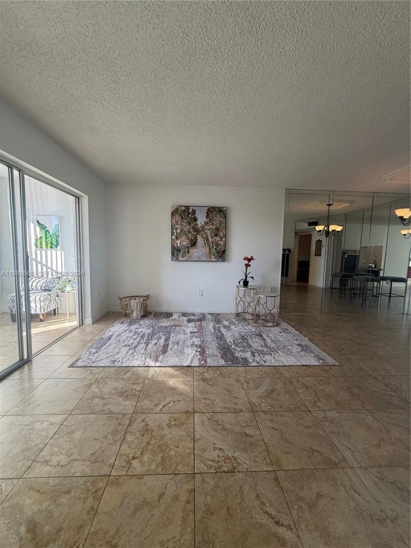 8345 Sunrise Lakes Blvd, Unit 309, Sunrise, FL 33322 Photo