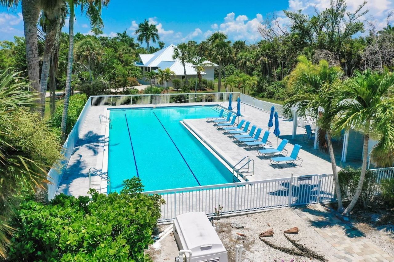 1846 Farm Trl, Sanibel, FL 33957 Photo