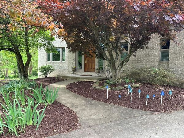 337 Saratoga Drive, Uniontown, PA 15401