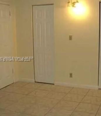 4800 NW 24th Ct, Unit D107, Lauderdale Lakes, FL 33313 Photo