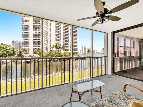 3440 NE 192nd St, Unit 2D-A, Aventura, FL 33180