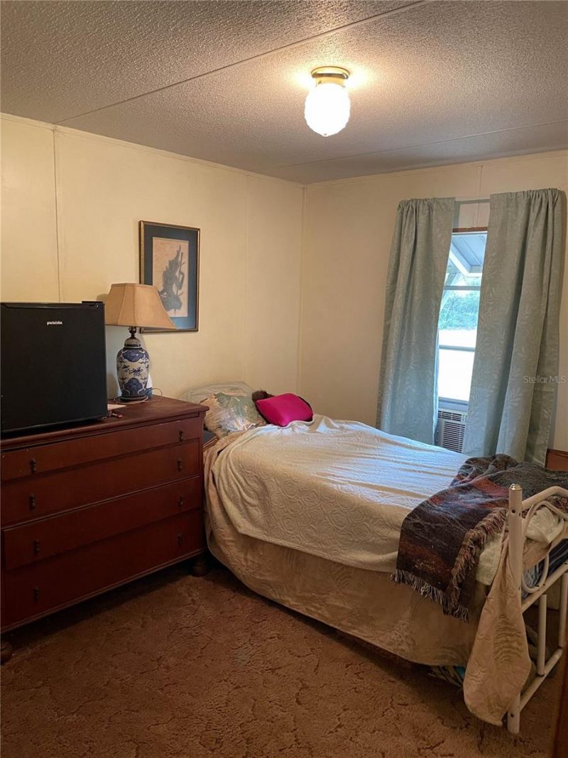 591 SE Fisher Road, Ocklawaha, FL 32179 Photo