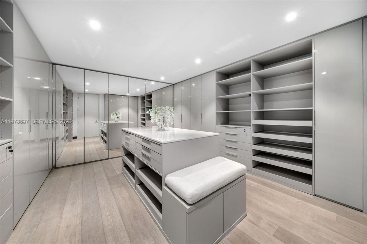 9349 Collins Ave, Unit 406, Surfside, FL 33154 Photo