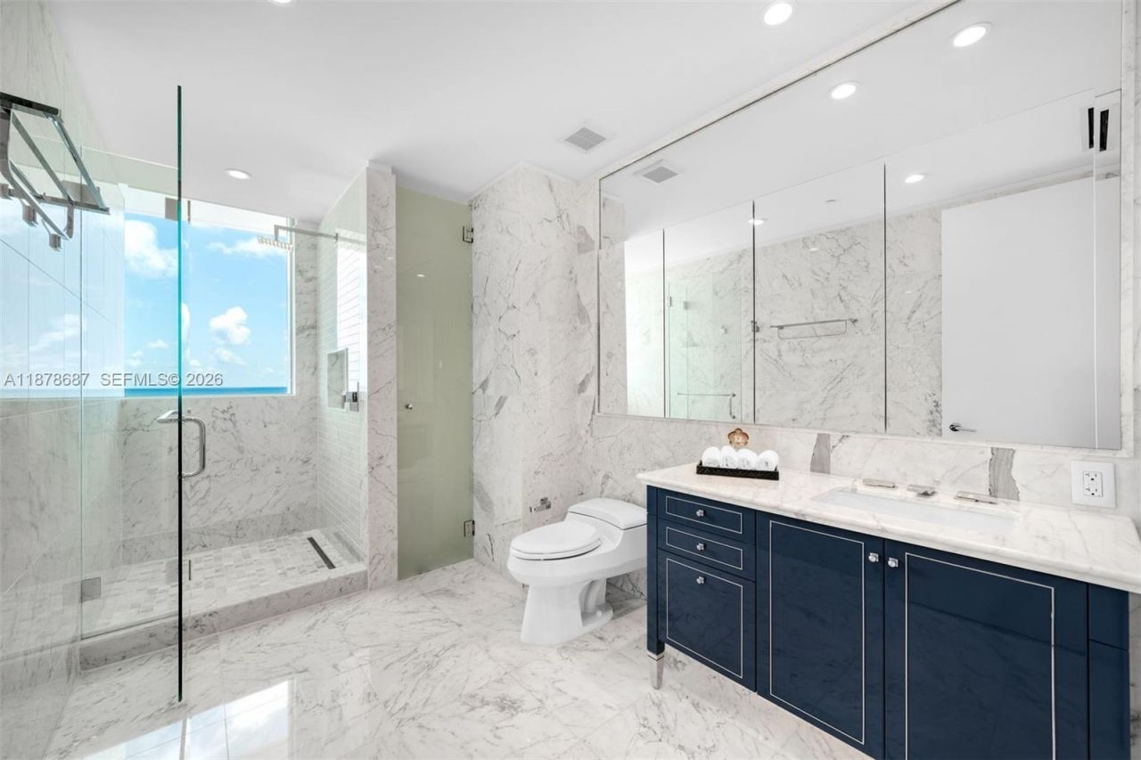 9349 Collins Ave, Unit 406, Surfside, FL 33154 Photo