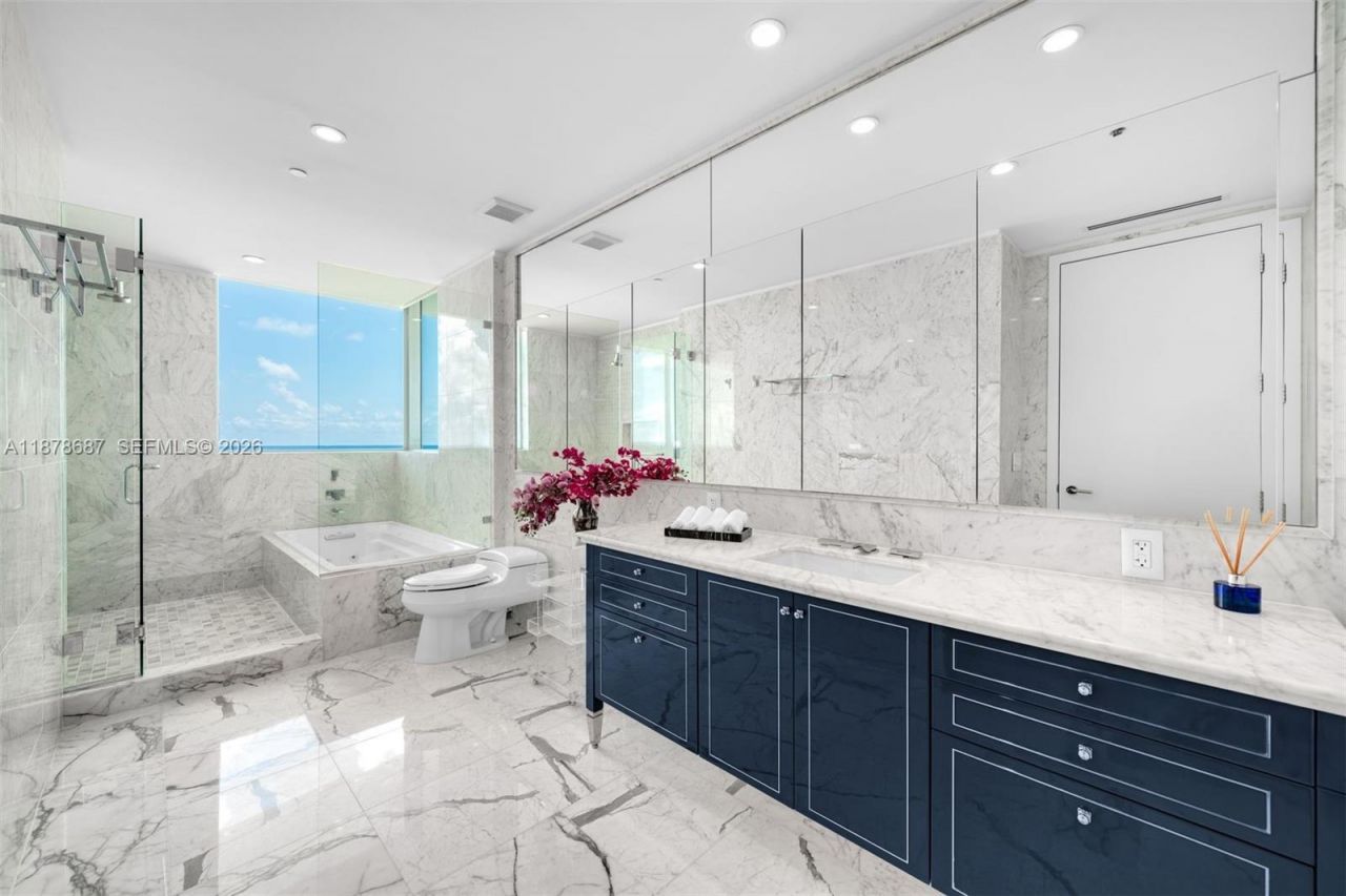 9349 Collins Ave, Unit 406, Surfside, FL 33154 Photo