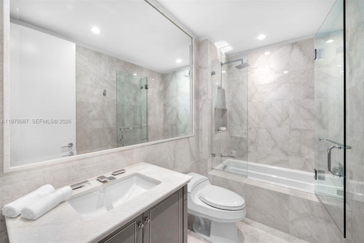 9349 Collins Ave, Unit 406, Surfside, FL 33154 Photo