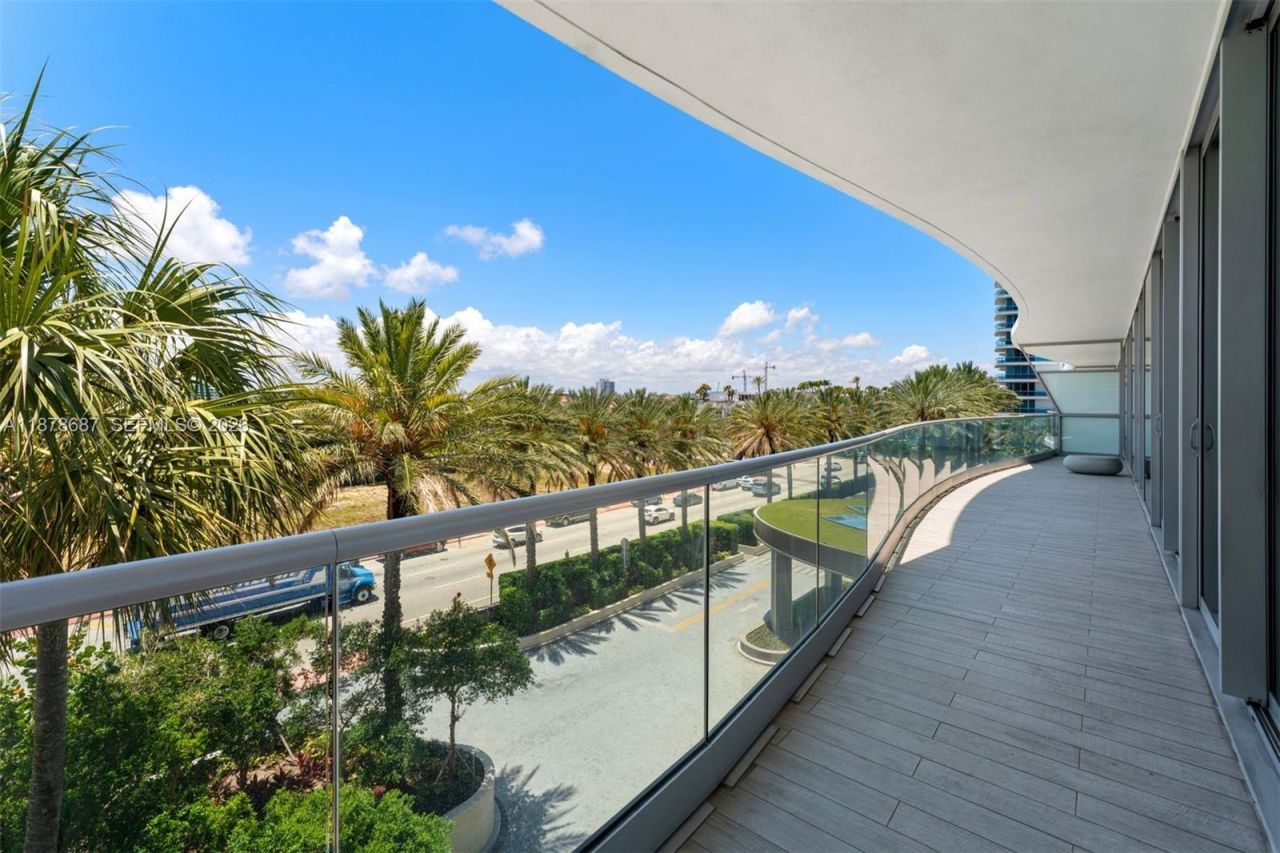 9349 Collins Ave, Unit 406, Surfside, FL 33154 Photo