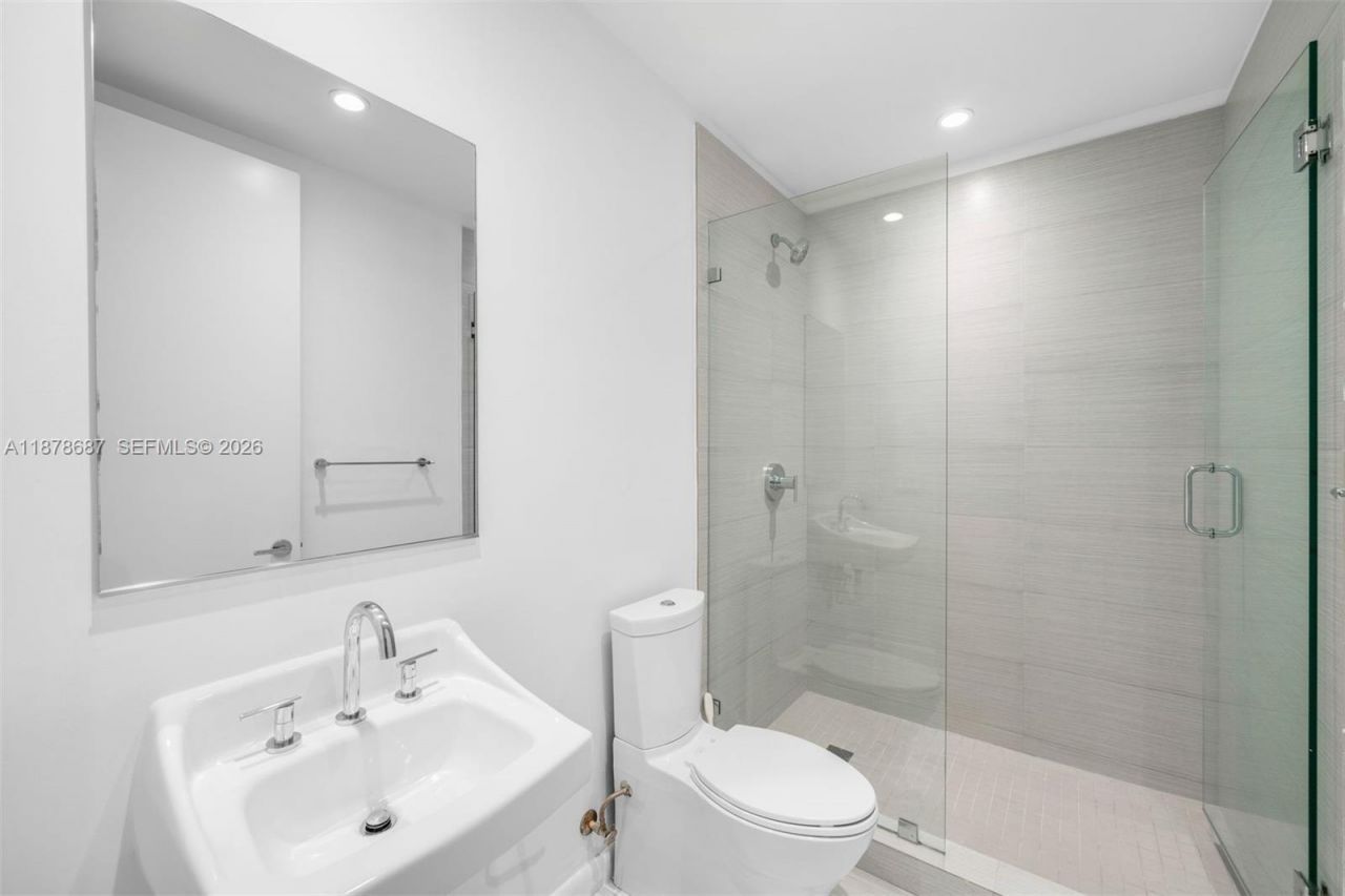 9349 Collins Ave, Unit 406, Surfside, FL 33154 Photo