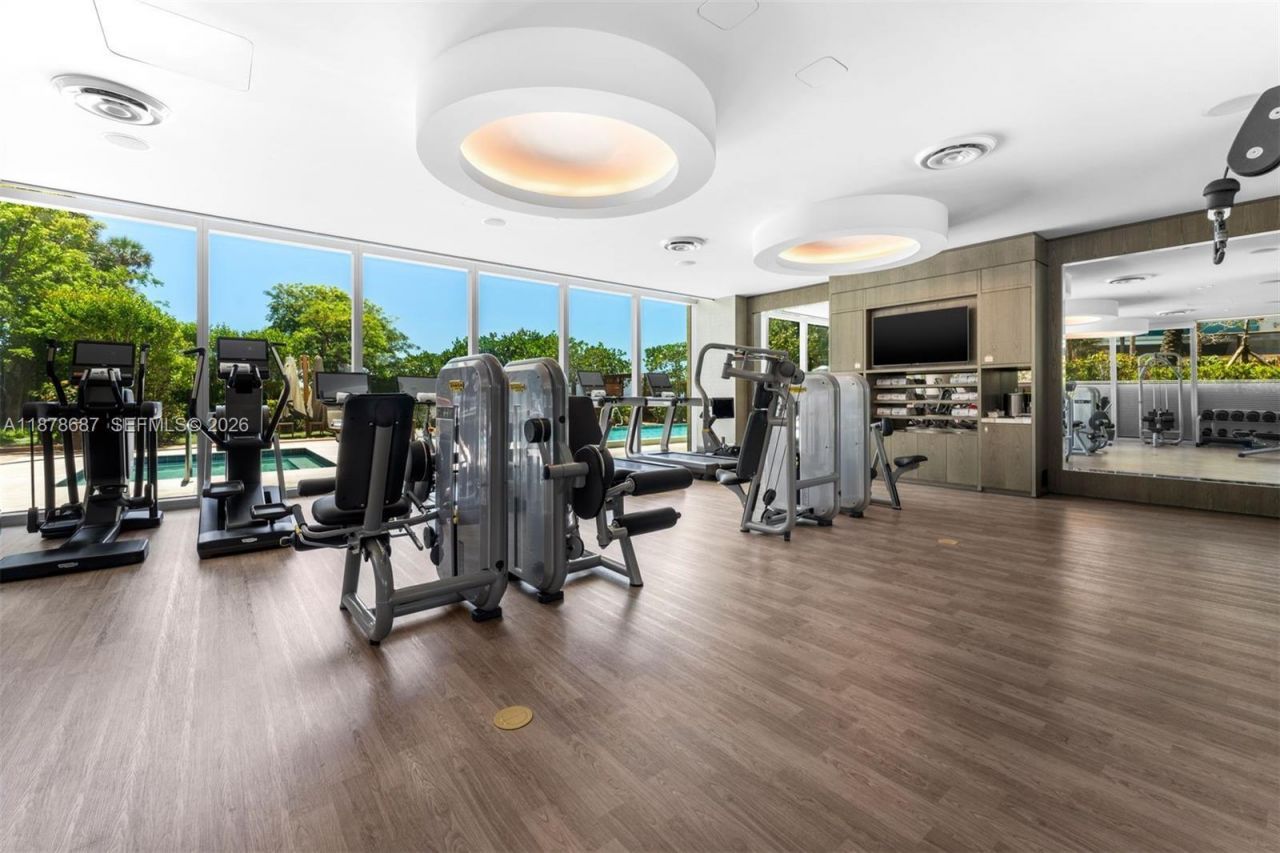 9349 Collins Ave, Unit 406, Surfside, FL 33154 Photo