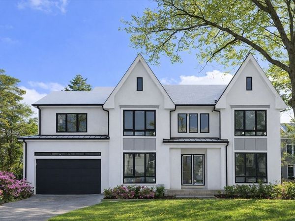 544 Saw Mill Brook Parkway, Newton, MA 02459