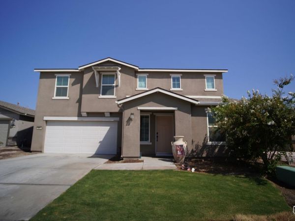 5808 Esmerelda Avenue, Bakersfield, CA 93313