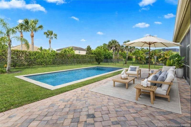 1092 SW Scrub Oak Avenue, Palm City, FL 34990 Photo