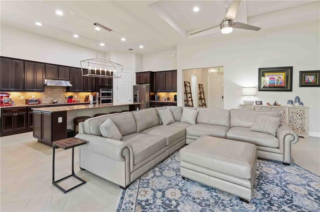 1092 SW Scrub Oak Avenue, Palm City, FL 34990 Photo