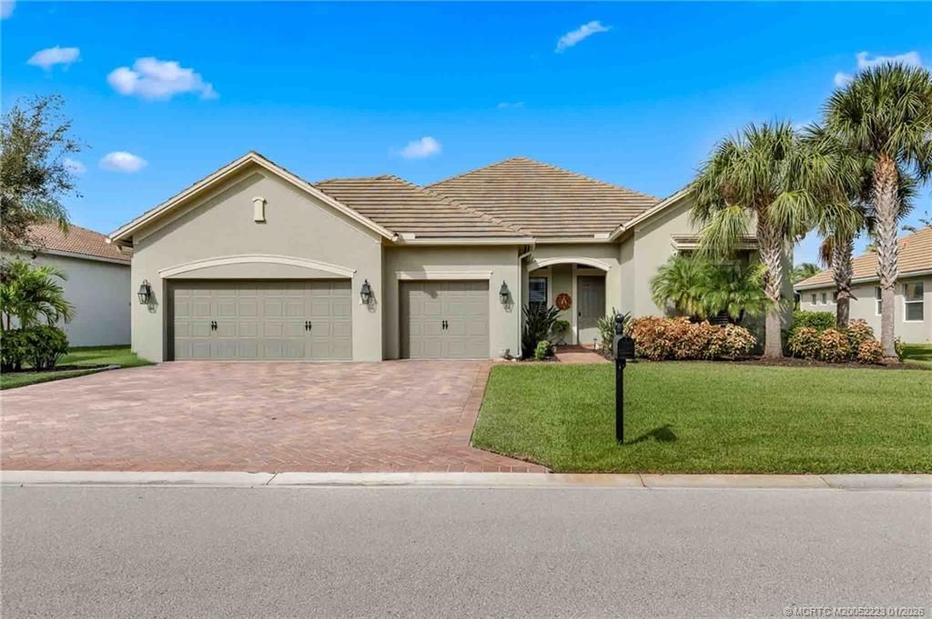 1092 SW Scrub Oak Avenue, Palm City, FL 34990 Photo