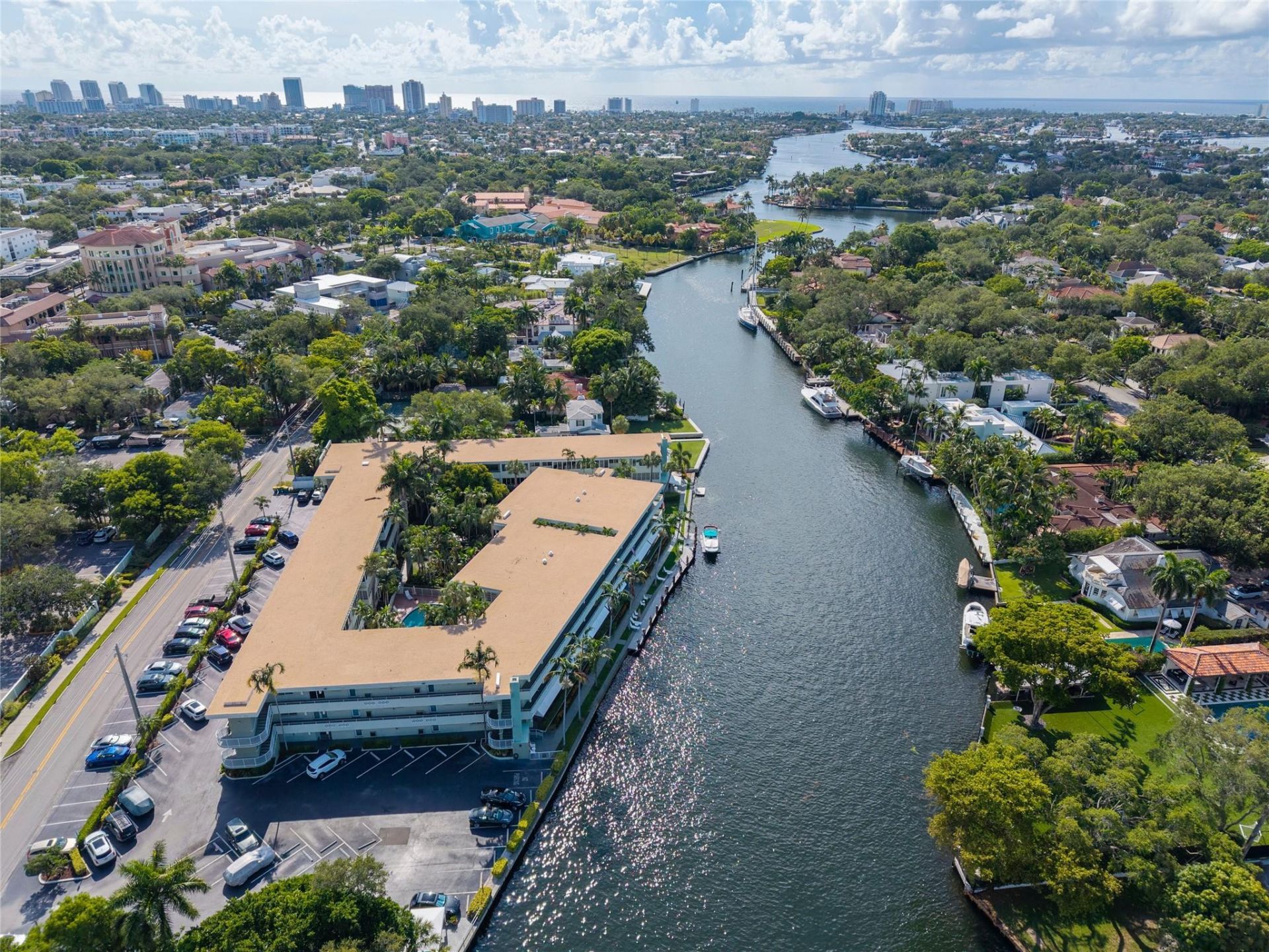 1000 SE 4th Street, Unit 311, Fort Lauderdale, FL 33301 Photo