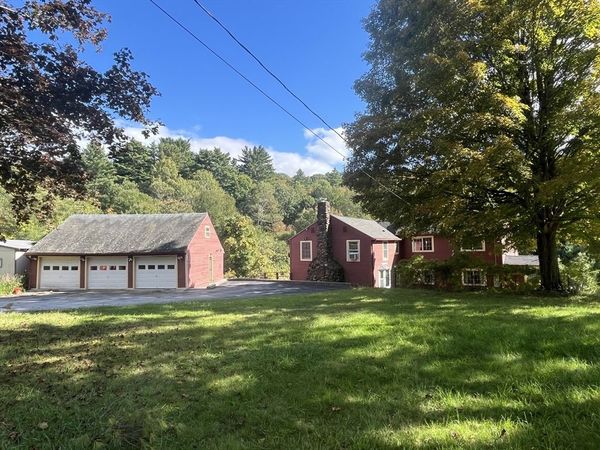 30 Little Rest Rd, Brimfield, MA 01010