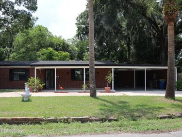 2242 LAKE LUCINA Drive, Jacksonville, FL 32211