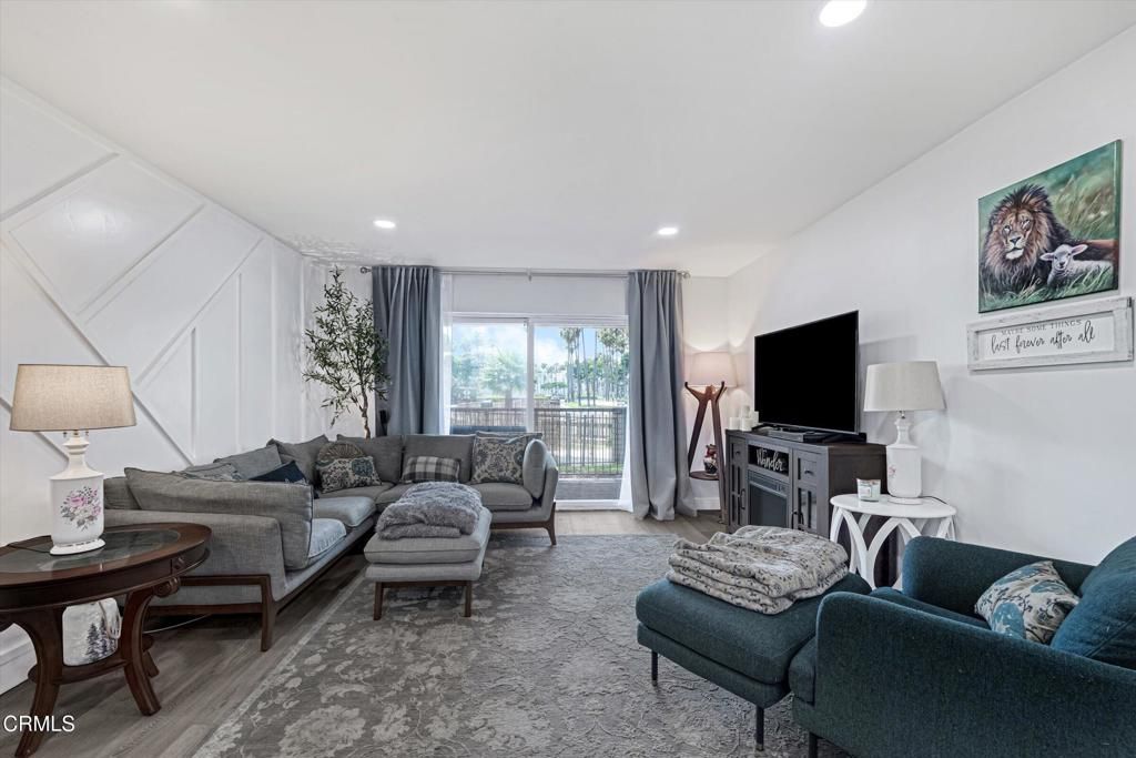 660 Sunfish Way, Port Hueneme, CA 93041 Main Photo