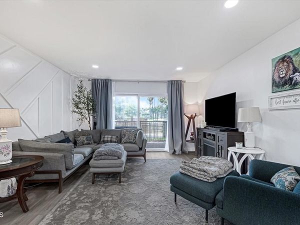 660 Sunfish Way, Port Hueneme, CA 93041