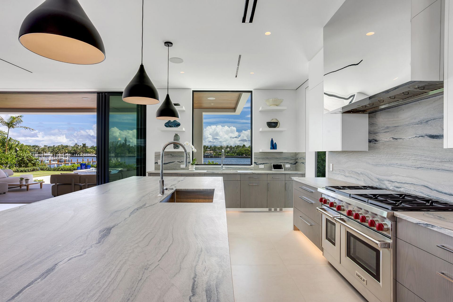 1422 SE Atlantic Drive, Lantana, FL 33462 Photo