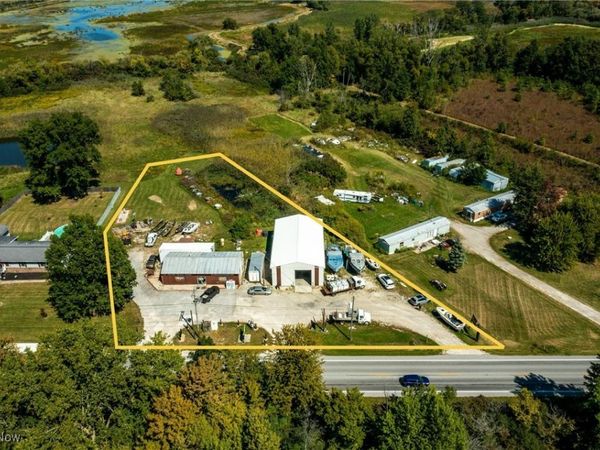 6797 W Lakeshore Drive, Port Clinton, OH 43452