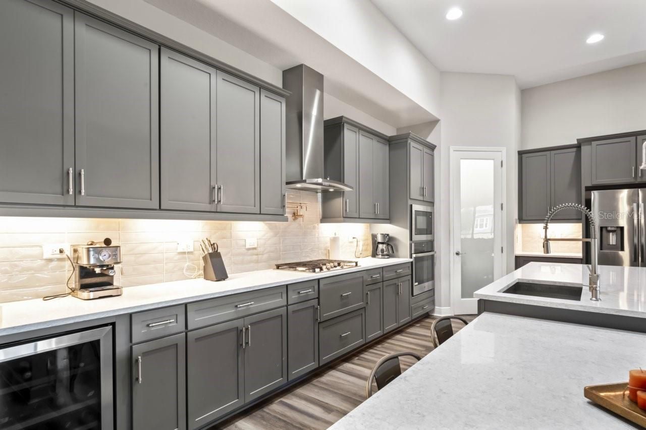 4232 Woodland Retreat Boulevard, New Port Richey, FL 34655 Photo