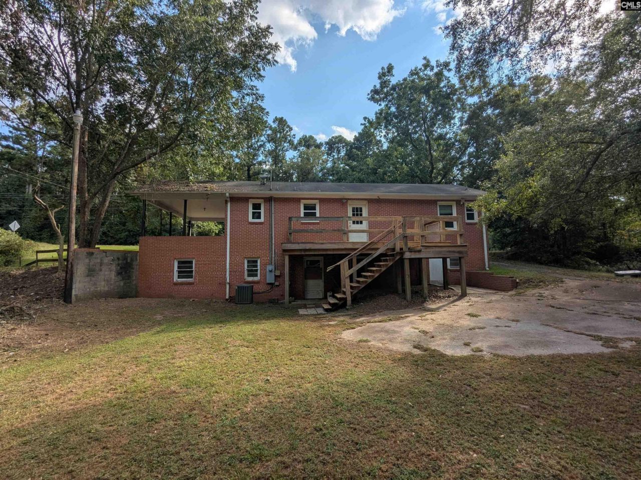 1236 Newberry Road Photo 4