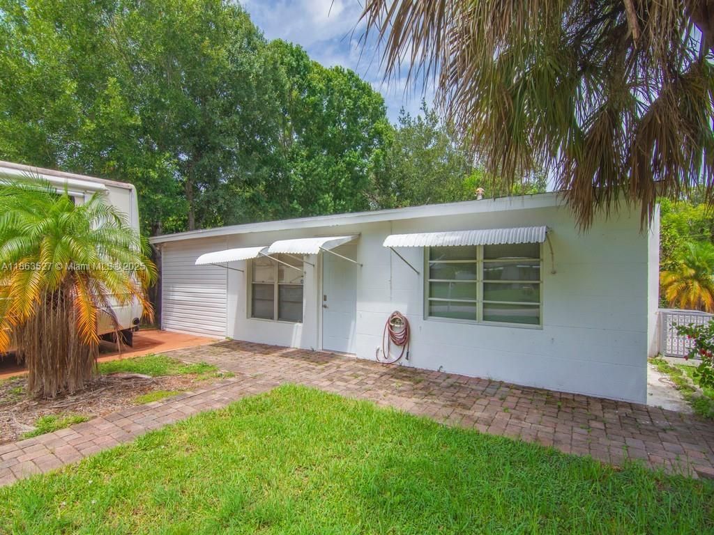 1650 5 Ave, Vero Beach, FL 32960 Photo