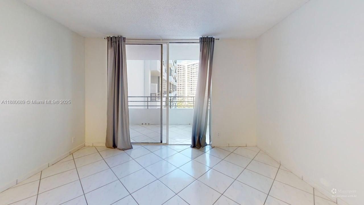 500 Three Islands Blvd, Unit 822, Hallandale Beach, FL 33009 Photo