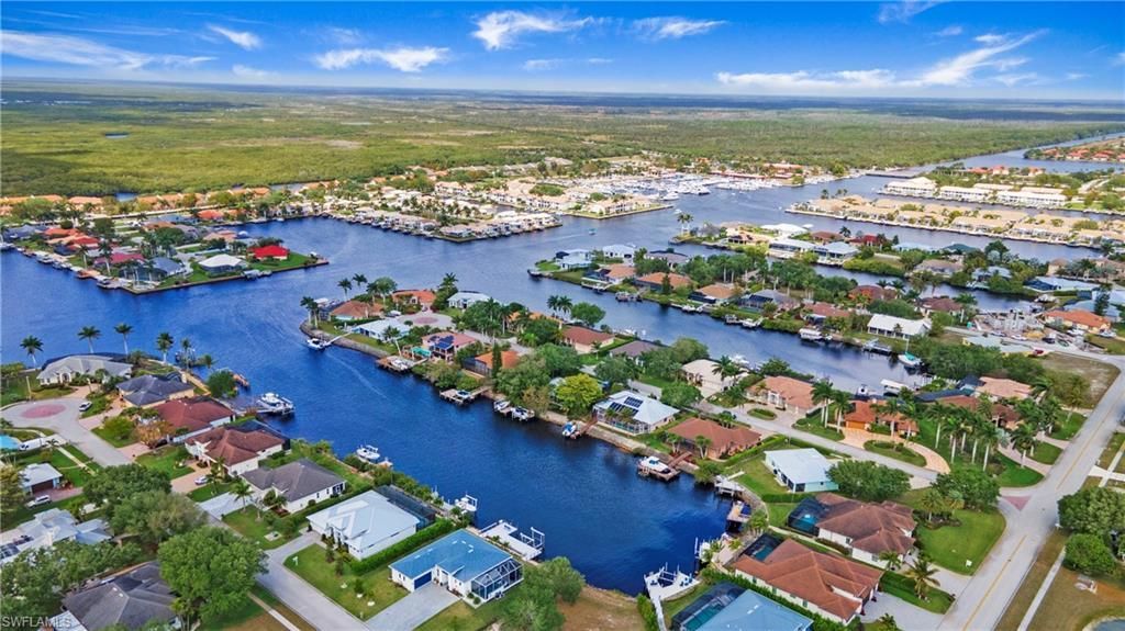 360 Stella Maris Dr N, Unit 2404, Naples, FL 34114 Photo