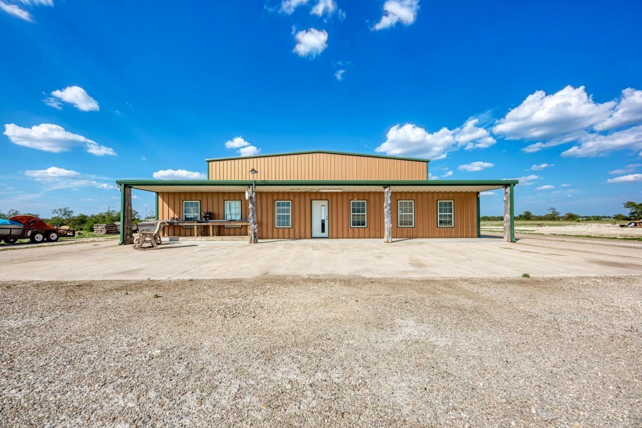 1155 County Road 304, Oglesby, TX 76561 Main Photo