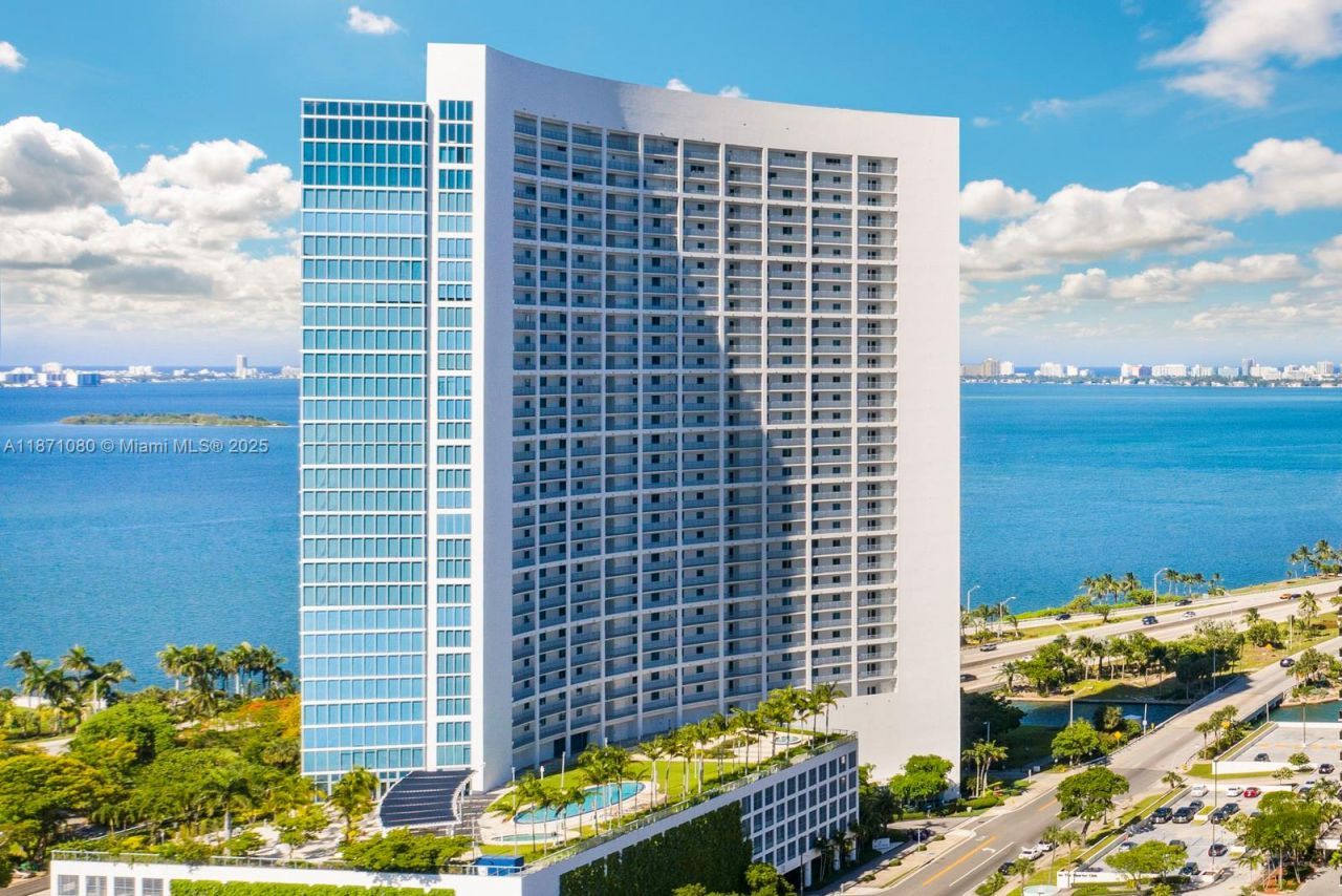 601 NE 36th St, Unit 803, Miami, FL 33137 Photo