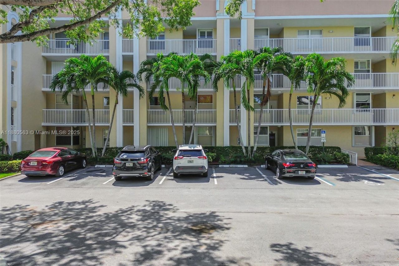 10346 NW 24th Pl, Unit 304, Sunrise, FL 33322 Photo