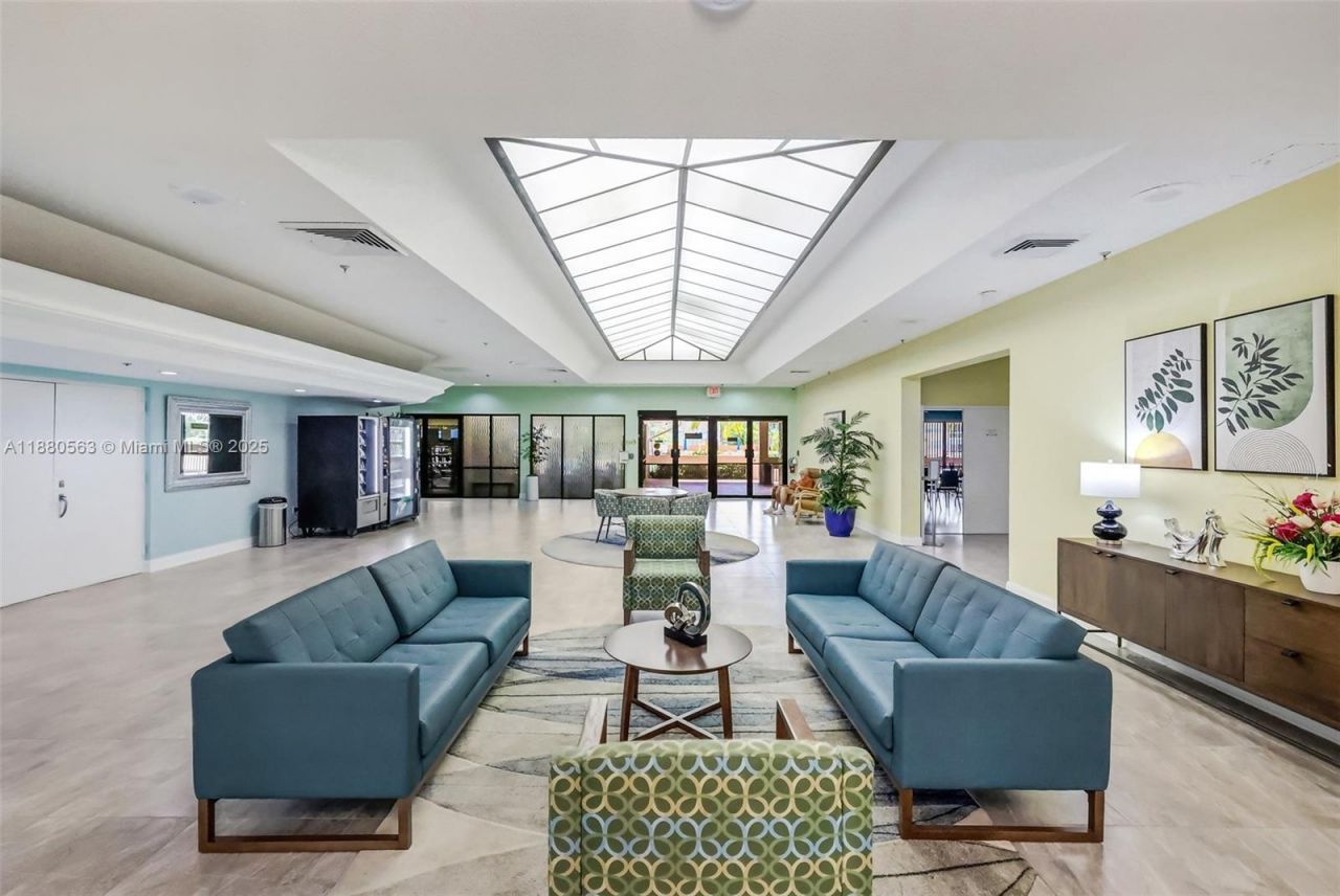 10346 NW 24th Pl, Unit 304, Sunrise, FL 33322 Photo